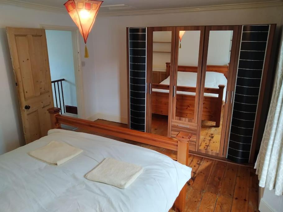 Spacious 2 Bed Maisonette Near Town, That Sleeps 6 Brighton Екстериор снимка